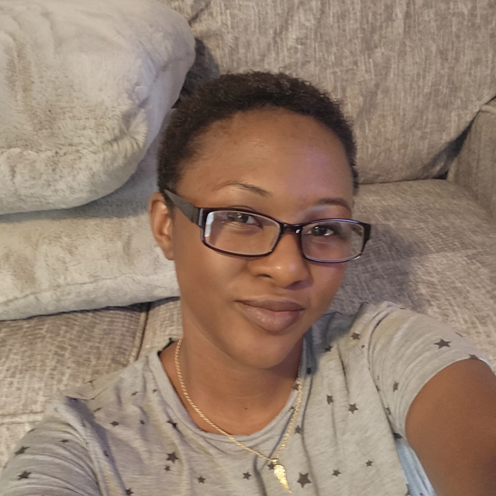 Meet your Posher, Lori